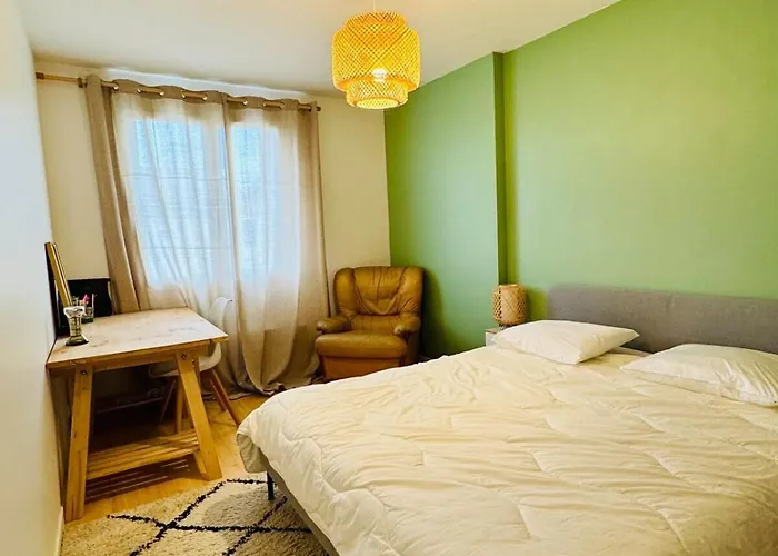 Le Molay Apartment *